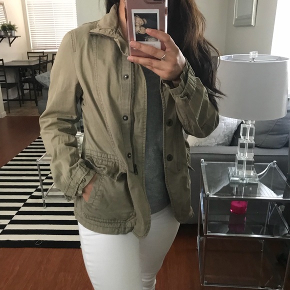 GAP Jackets & Blazers - GAP olive green army jacket